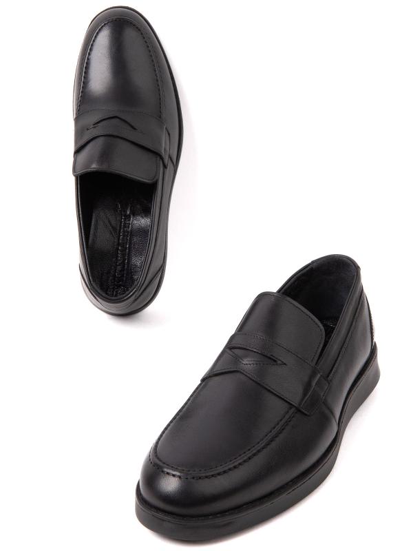 Men's Genuine Leather Black Loafers "Urban Comfort"