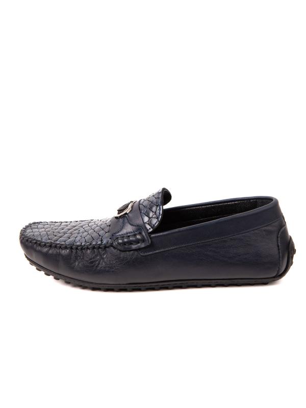 Men's Loafers with Crocodile Pattern and Metal Accessory