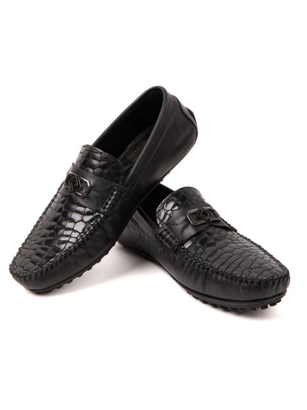 Men's Loafers with Crocodile Pattern and Metal Accessory
