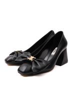 Genuine Leather Classic Shoes with Strap and Accessory (6 cm)