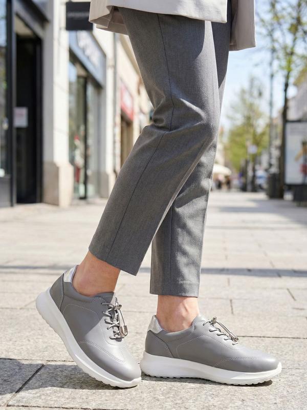 Elastic Laced and Metal Detailed Comfort Women's Shoes