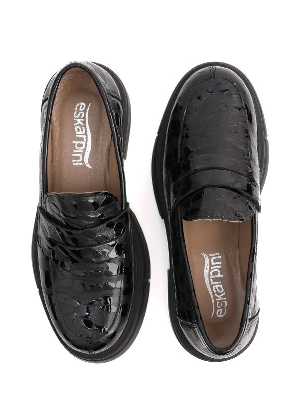 Women's Genuine Leather Loafers – Glossy Crocodile Pattern with Chunky Sole