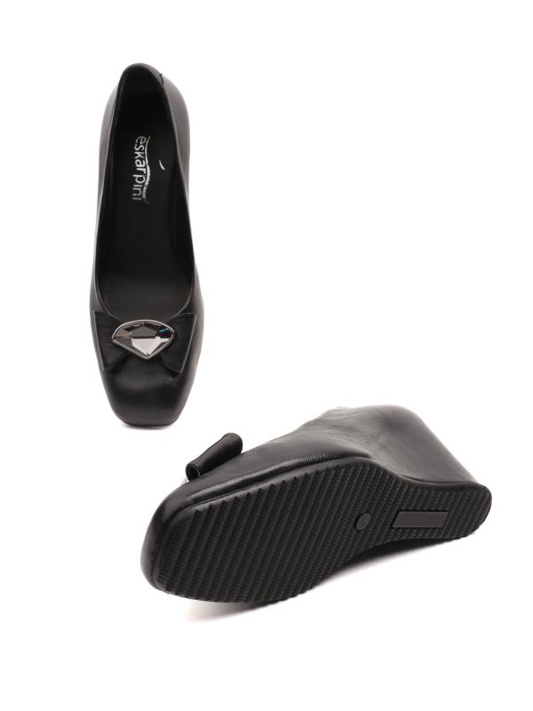 Genuine Leather Women's Shoes with Heart Jewel Bow