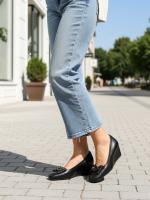 Genuine Leather Women's Shoes with Heart Jewel Bow