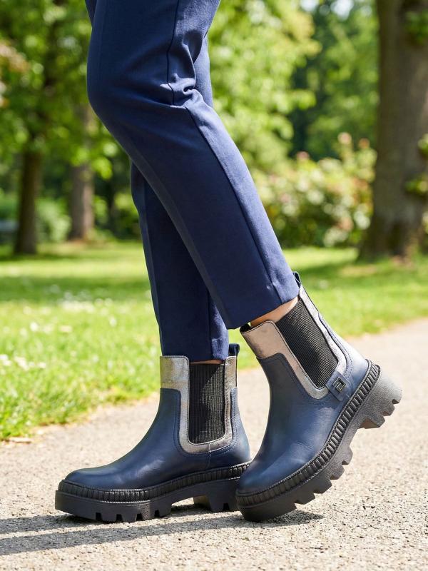 Genuine Leather – Silver Detailed Platform Women's Boots