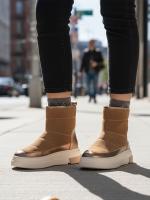 Коричневые замшевые ботильоны из натуральной кожи с металлическим блеском