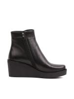 Təbii Dəri Qara Dolğu Daban Qadın Botu – Metal Detallı Elegance